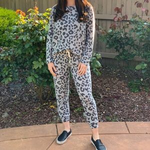 🎉sale Last One🎉Animal Print Lounger